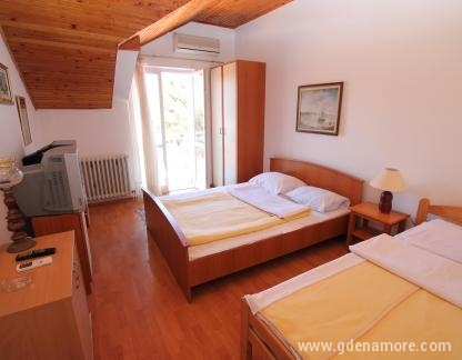 Pansion Arnaut, , alojamiento privado en Herceg Novi, Montenegro